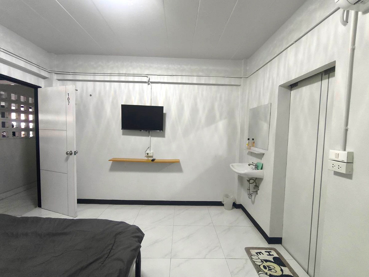 Pictures of Serene place 17/19