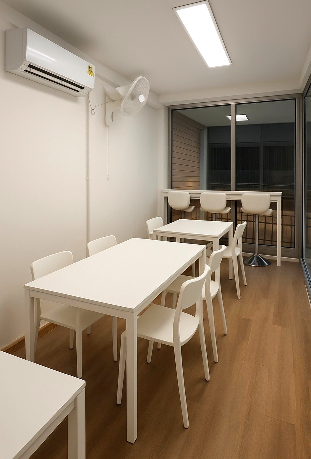 Pictures of PRACHA Dormitory 28 11/11