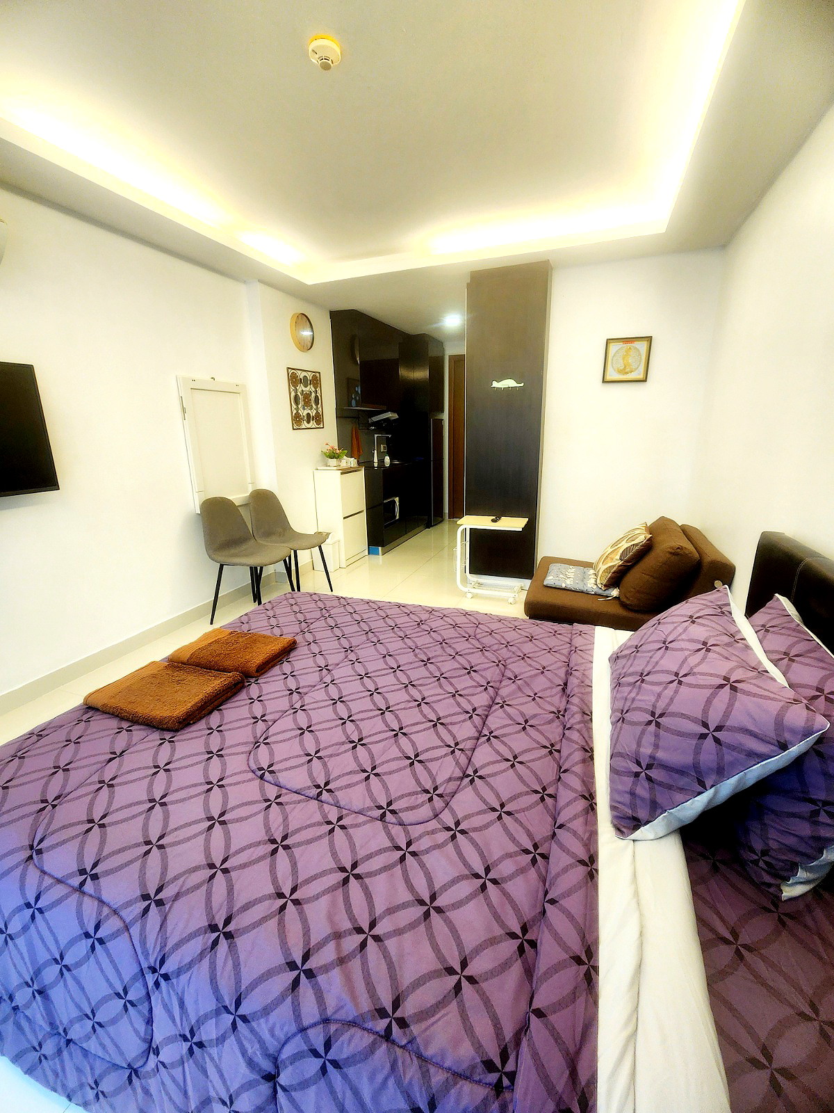 Pictures of Clubroyal wongamat pattaya  2/11