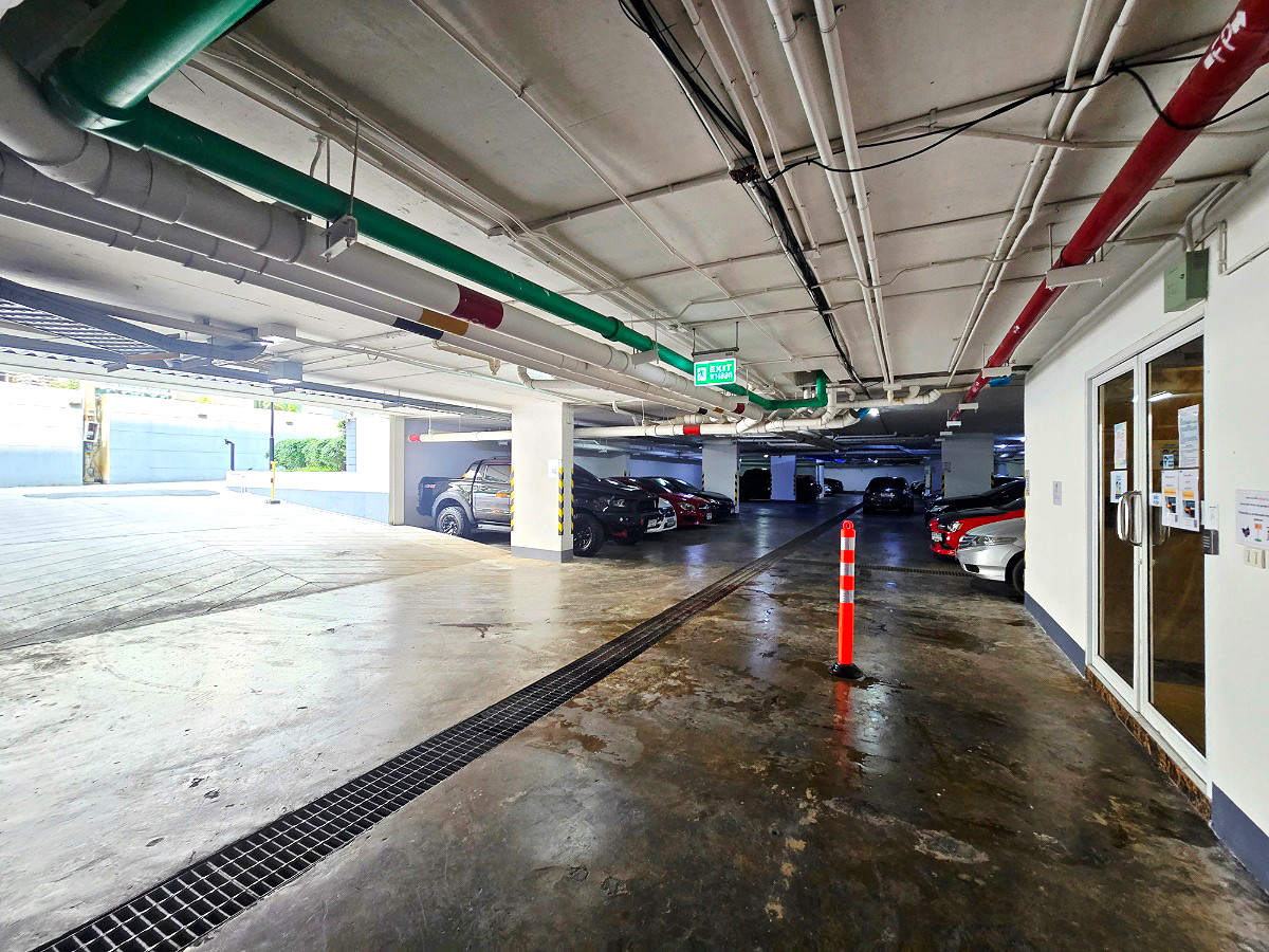 Pictures of Clubroyal wongamat pattaya  10/11