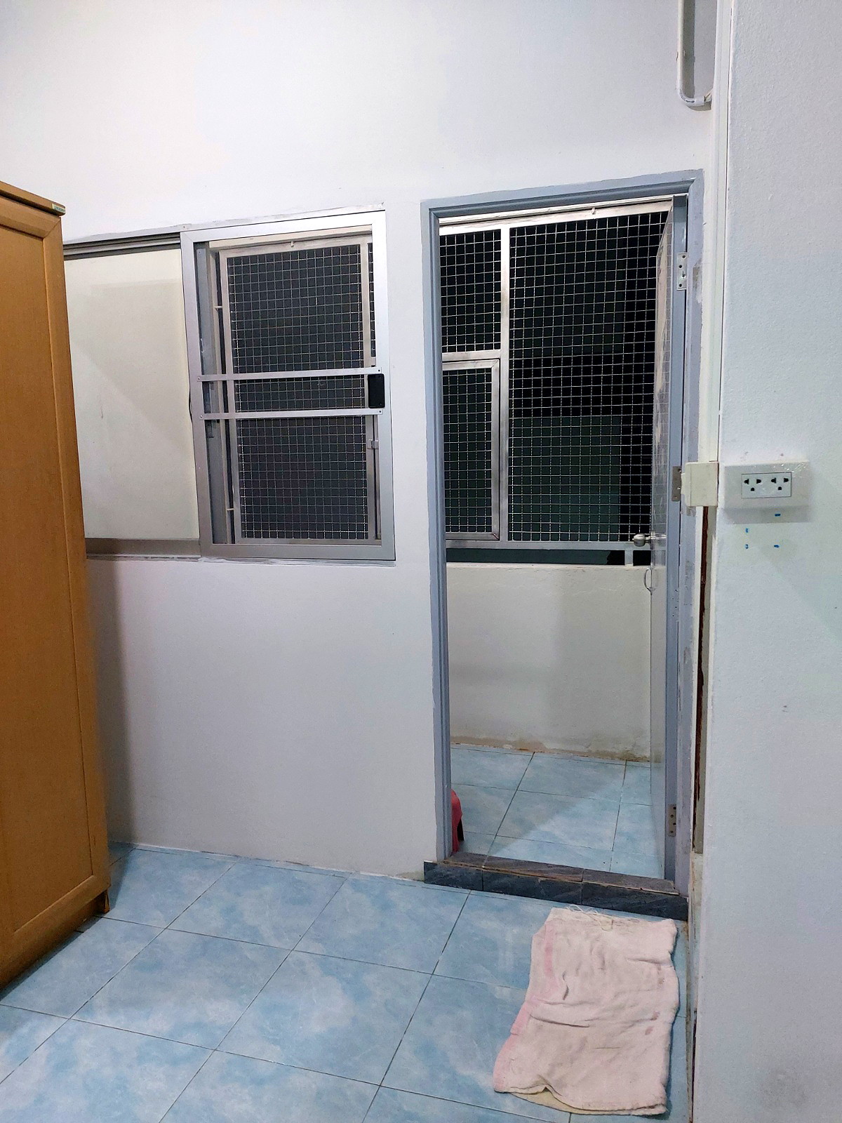 รูปภาพ ห้องเช่าป้าไก่ ใจดี MRT แยกไฟฉาย (จรัญสนิทวงศ์, พรานนก, อิสรภาพ, วังหลัง ศิริราช) (ห้องเต็มแล้วค่ะ) | อพาร์ทเม้นท์ หอพัก ที่พัก ห้องพัก - รูปที่ 9/18