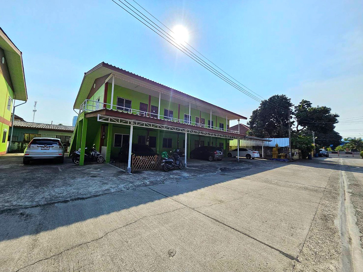 Pictures of Green house 55/73