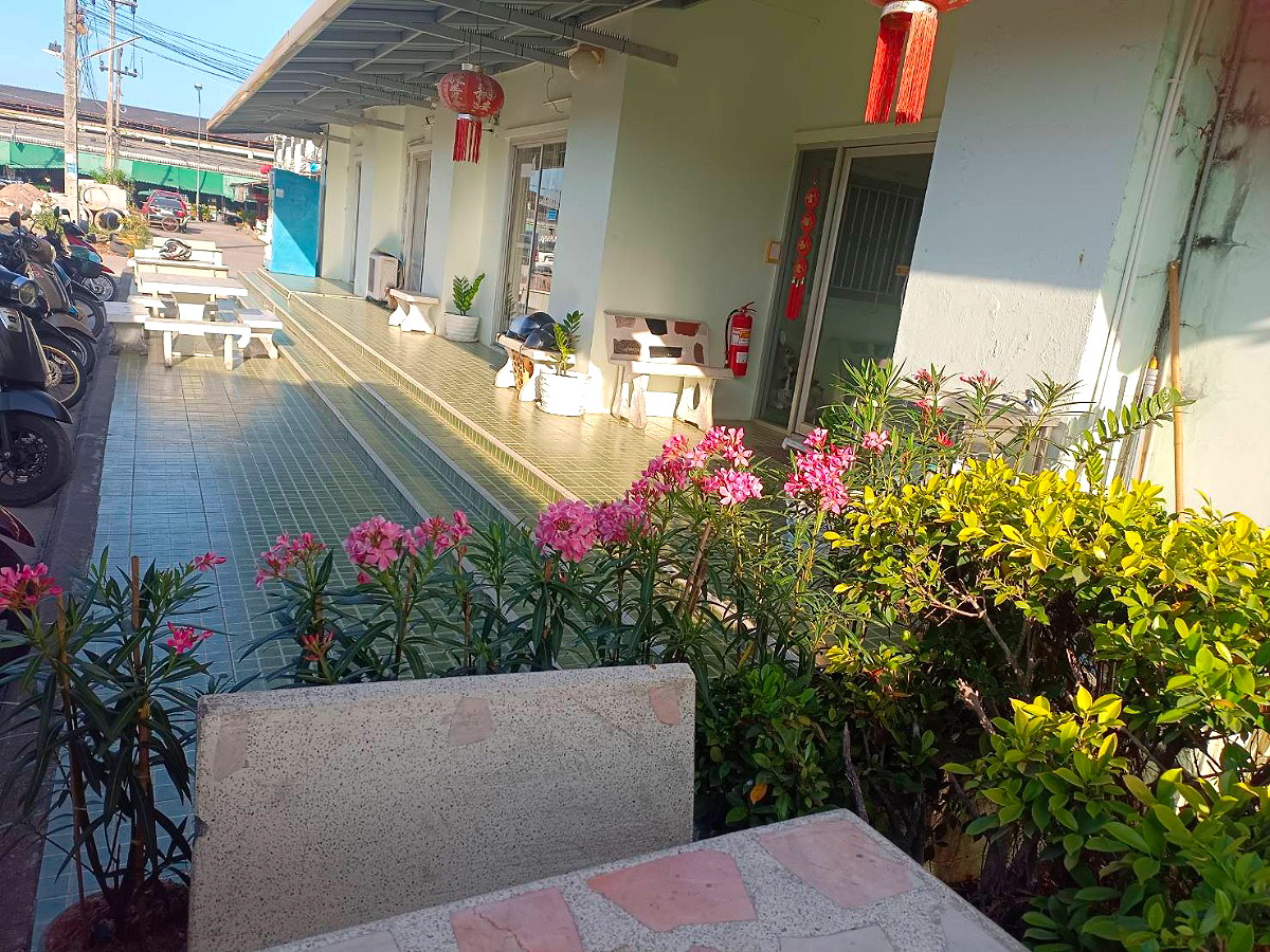Pictures of EAKSIN APARTMENT 14/21