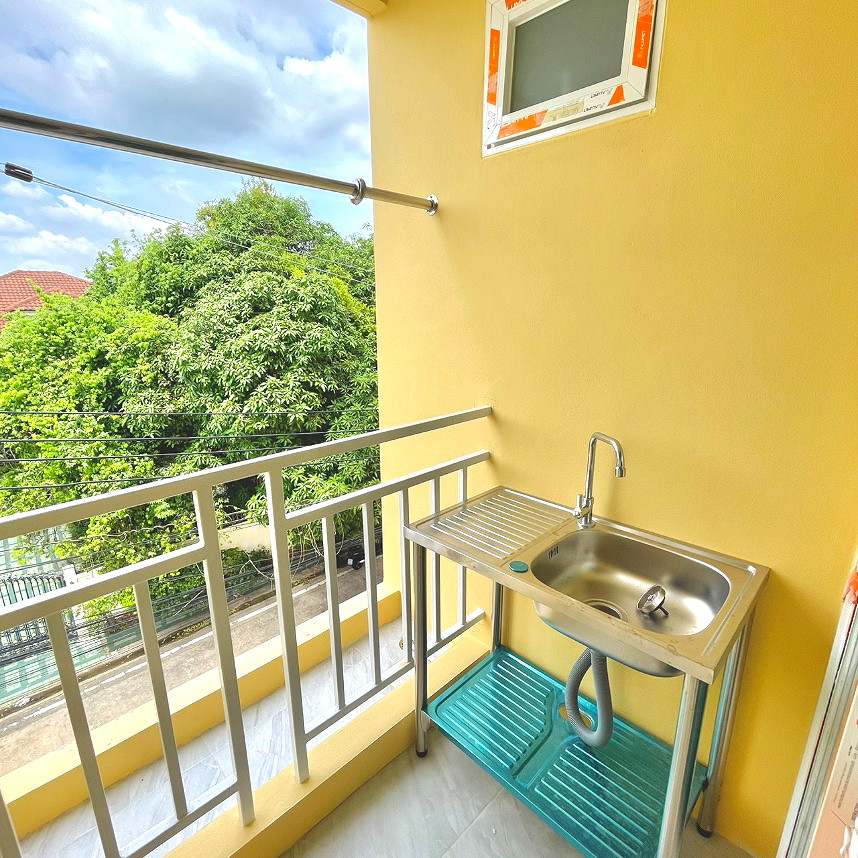 Pictures of Kitkamol Place 11/11