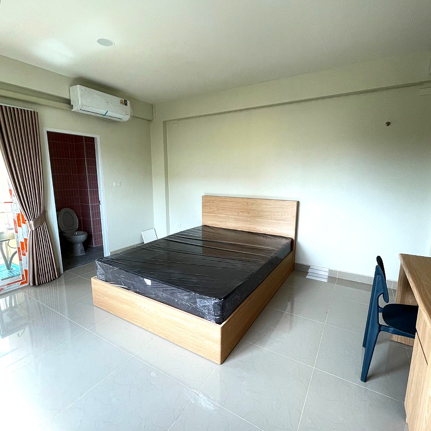 Pictures of Kitkamol Place 4/11