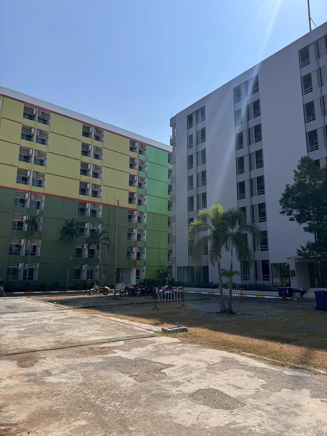 Condo · Mueang Nonthaburi — photo 1