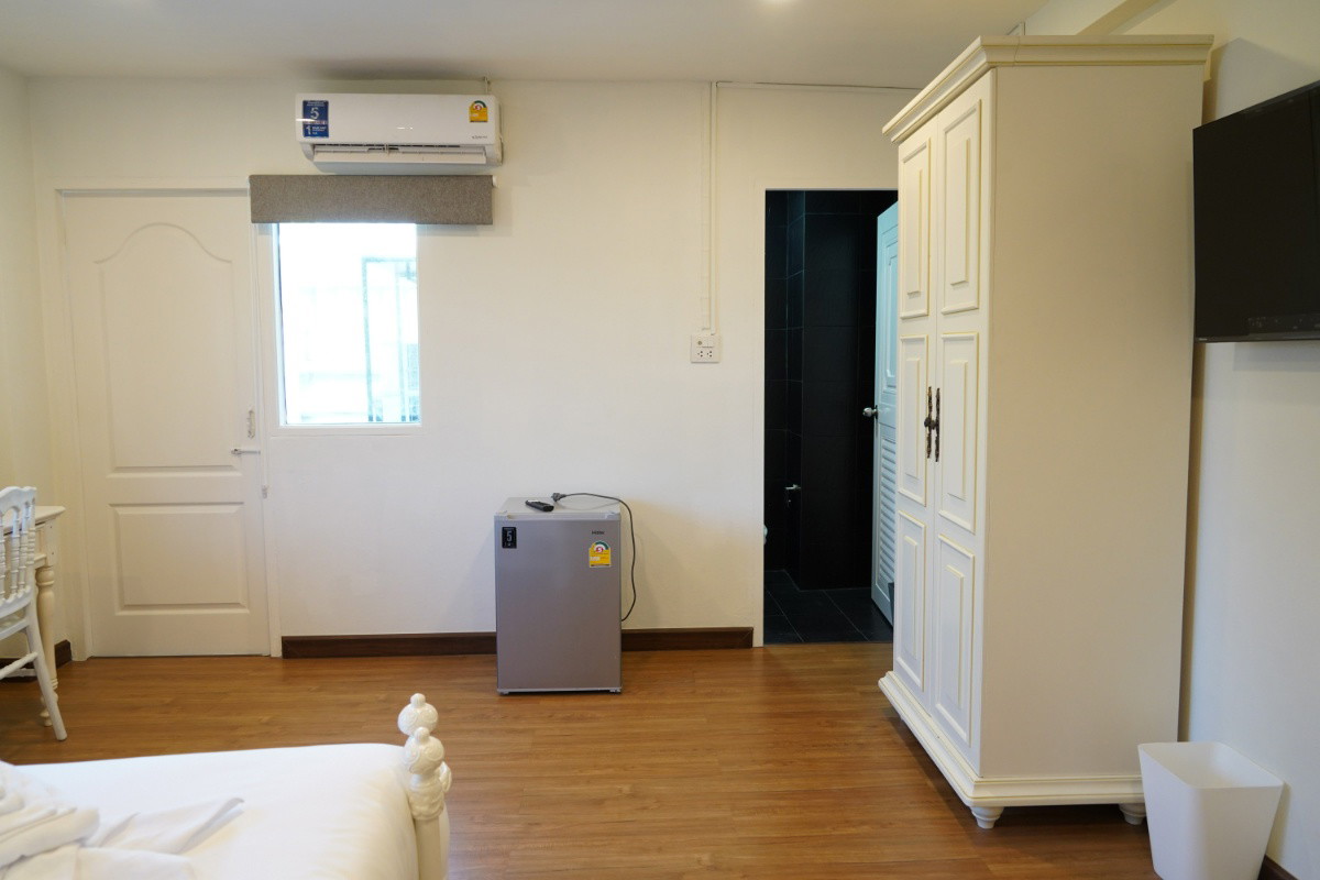Condo · Huai Khwang, bangkok — photo 4