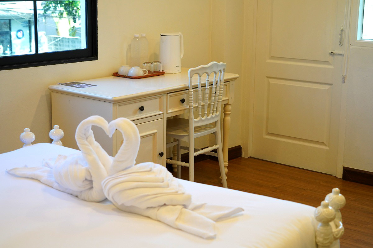 Pictures of RoomQuest Ratchada AI Hotel Opsian Technologies 2/11