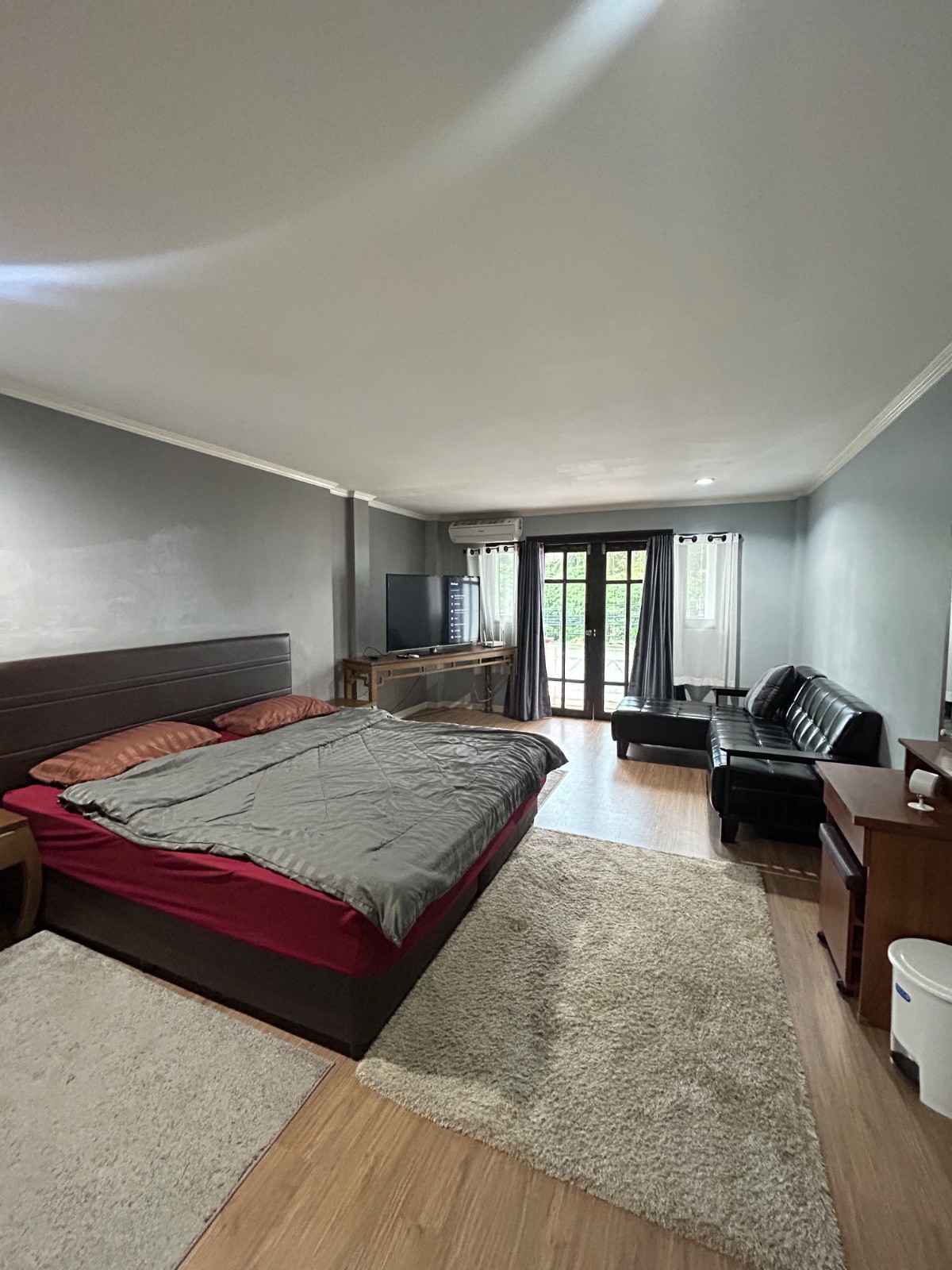 Condo — photo 2
