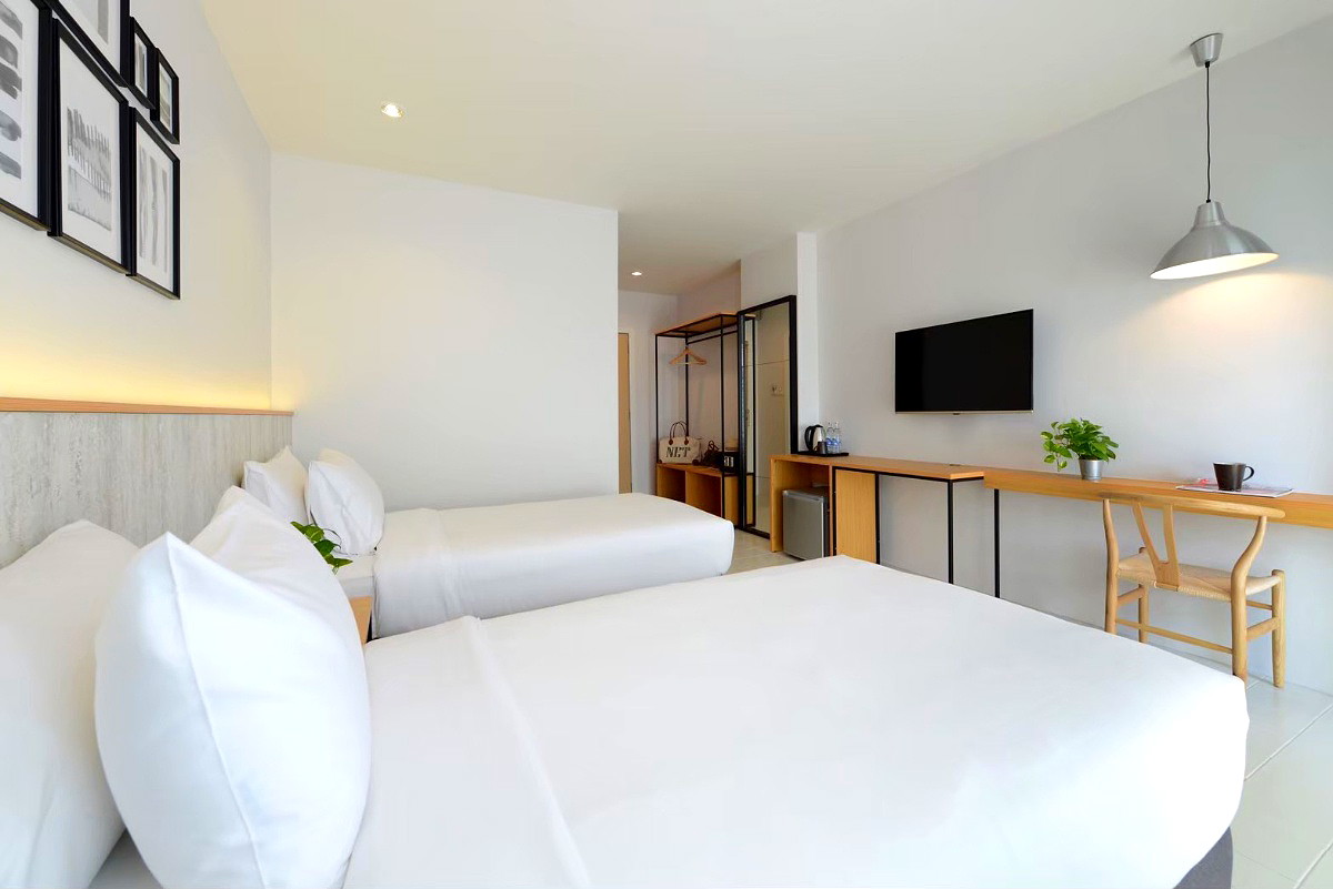 Pictures of Ruenthp pattaya 7/7