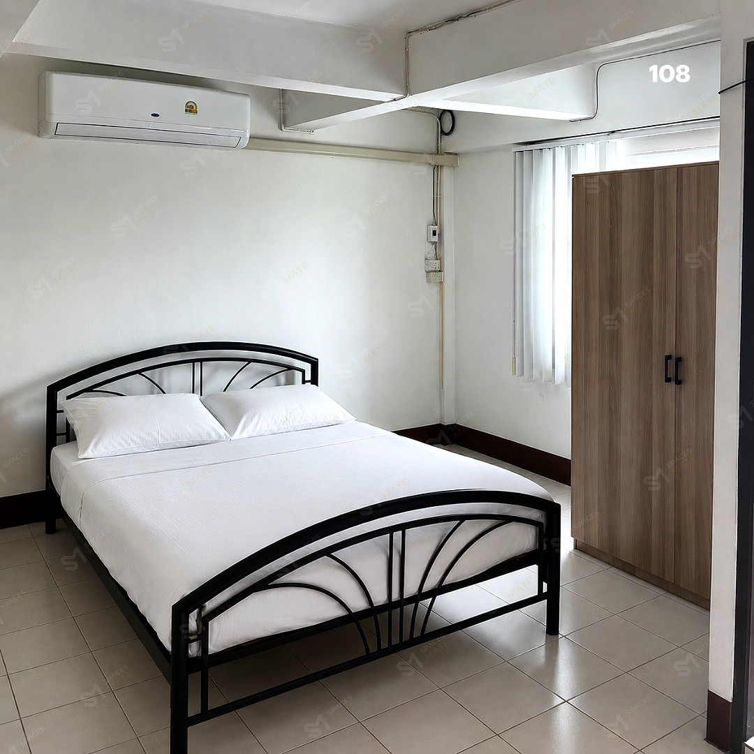 Pictures of P Apartment (Charan 37) near MRT Bang Khun Non & Fai Chai 1/18
