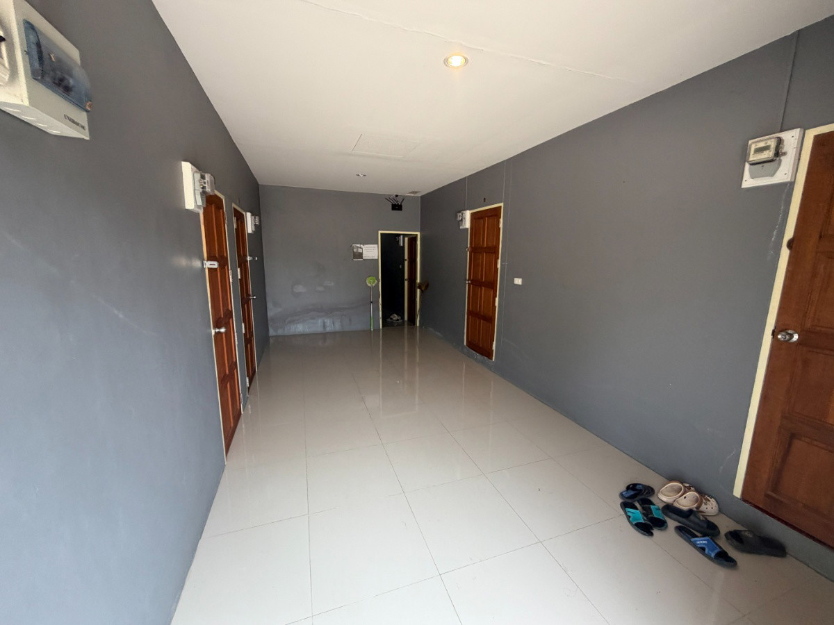 Condo — photo 3