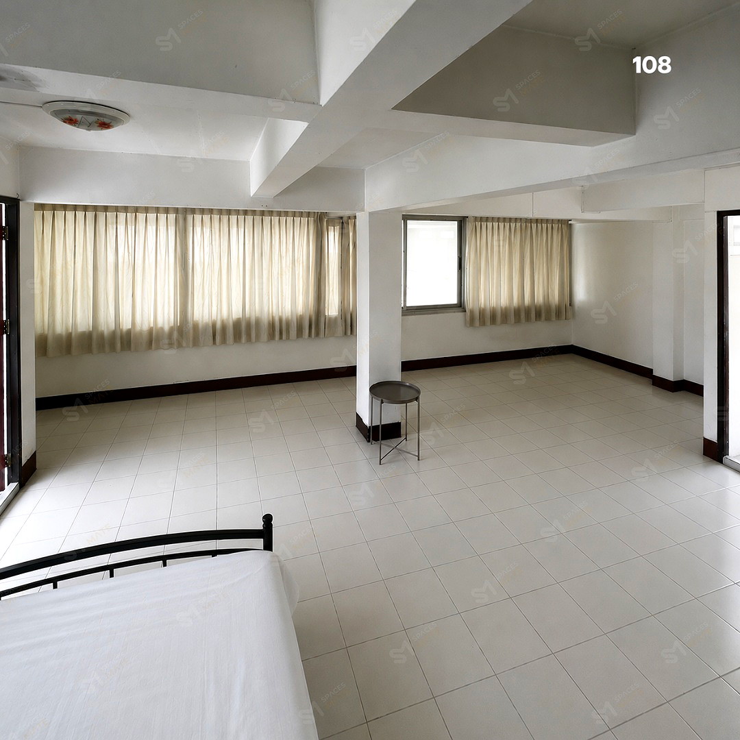 Pictures of P Apartment (Charan 37) near MRT Bang Khun Non & Fai Chai 3/18
