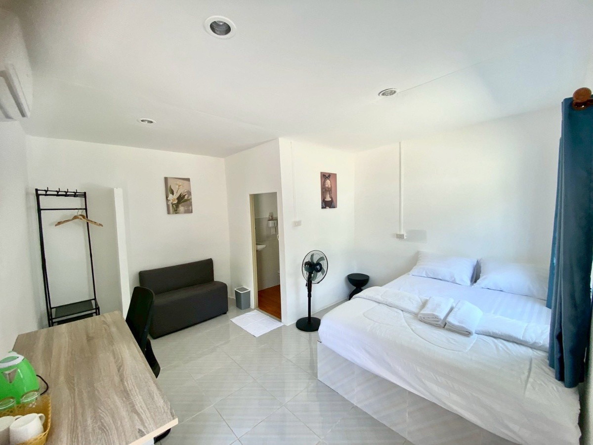 Condo — photo 5
