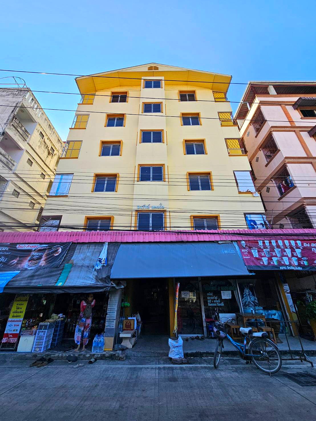 Pictures of Chongrak  Apartment 1/9
