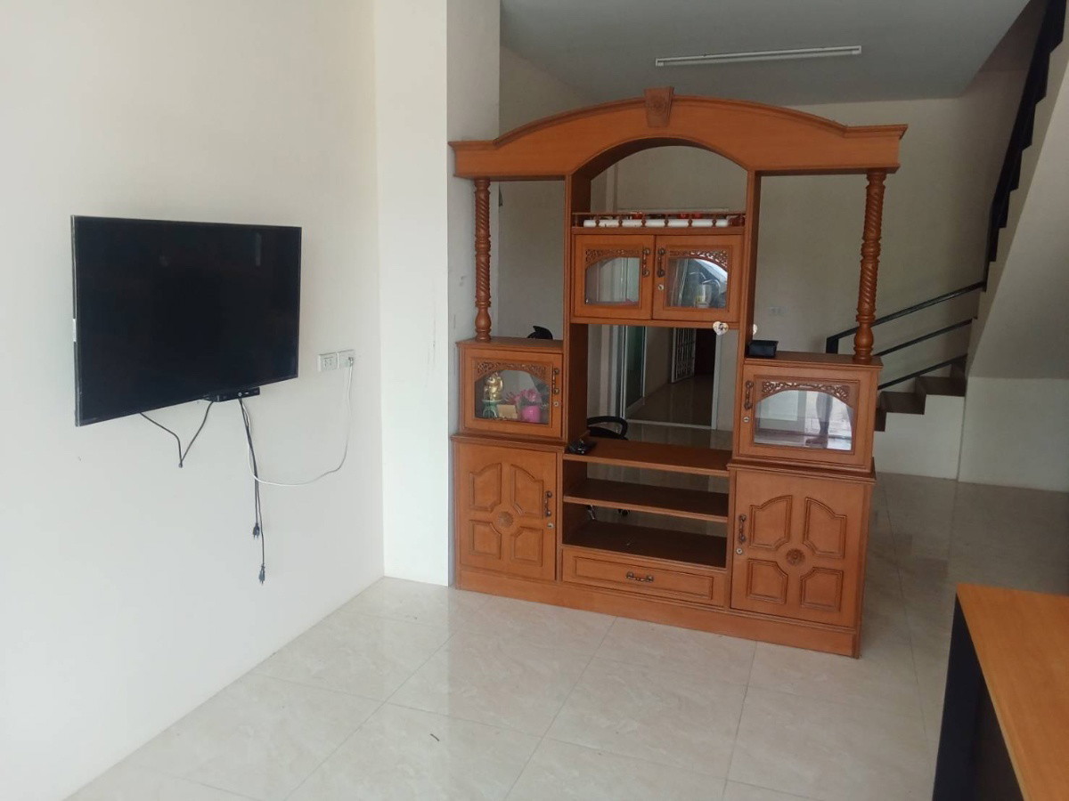 Condo — photo 3