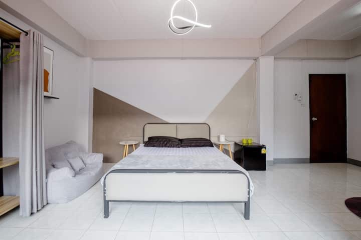 Condo · Watthana, bangkok — photo 2
