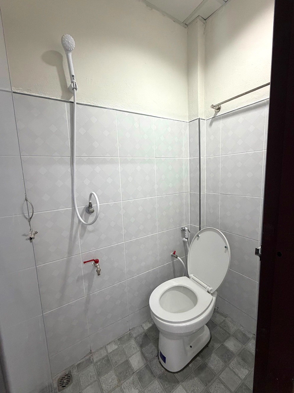 Pictures of Room in Ekkachai 53 7/14