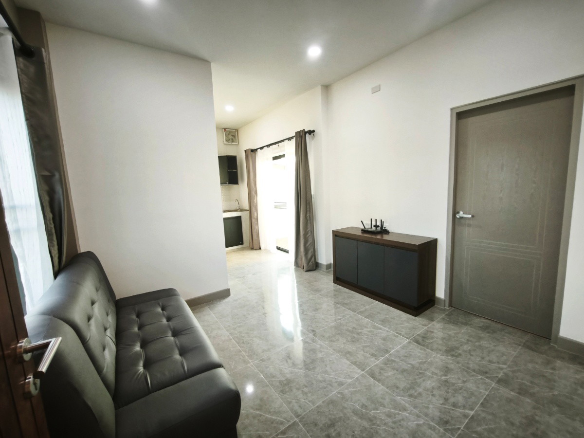 Condo · Khlong Luang — photo 4