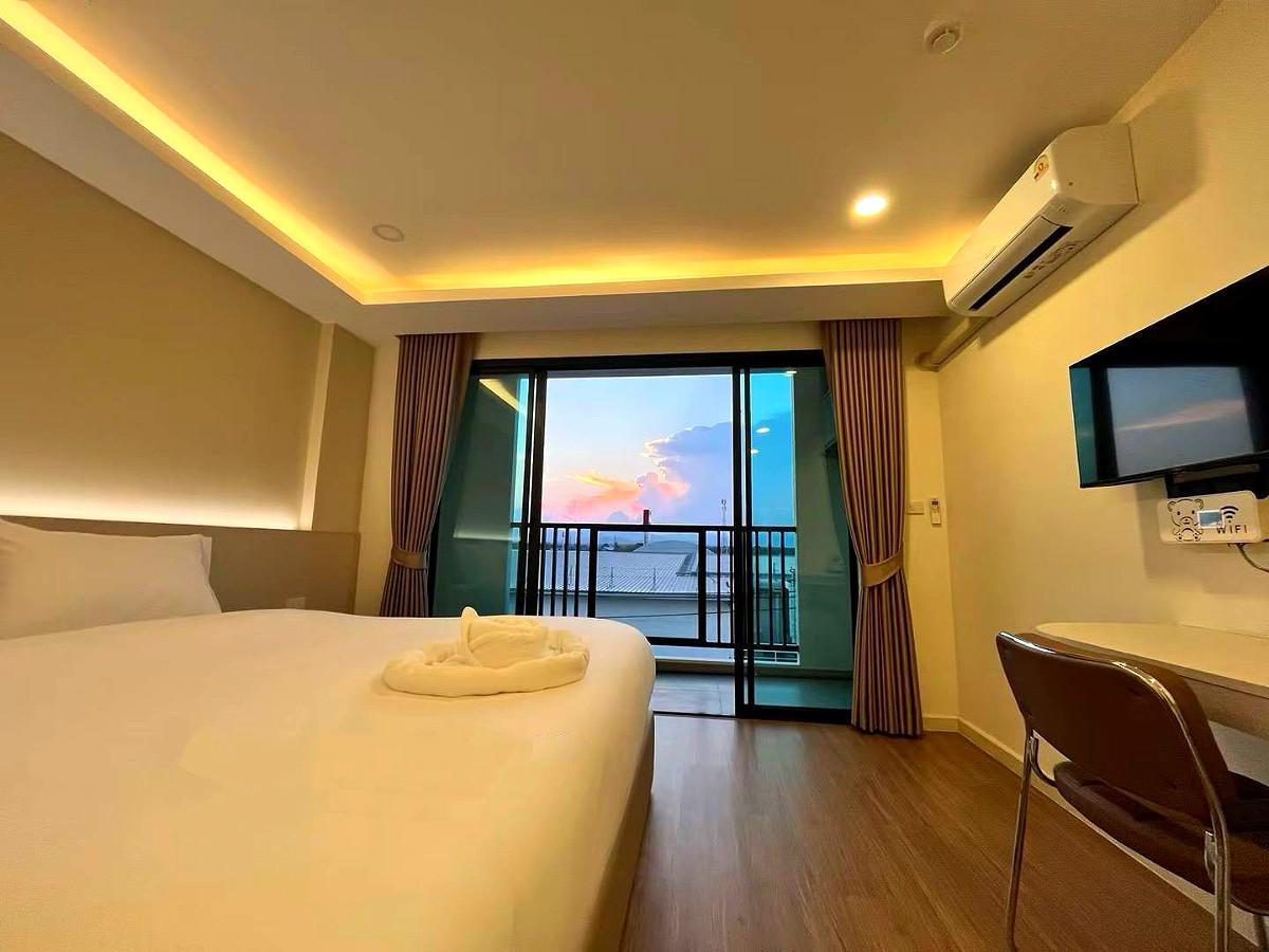 Pictures of Pinotel Serviced Apartment 2/10
