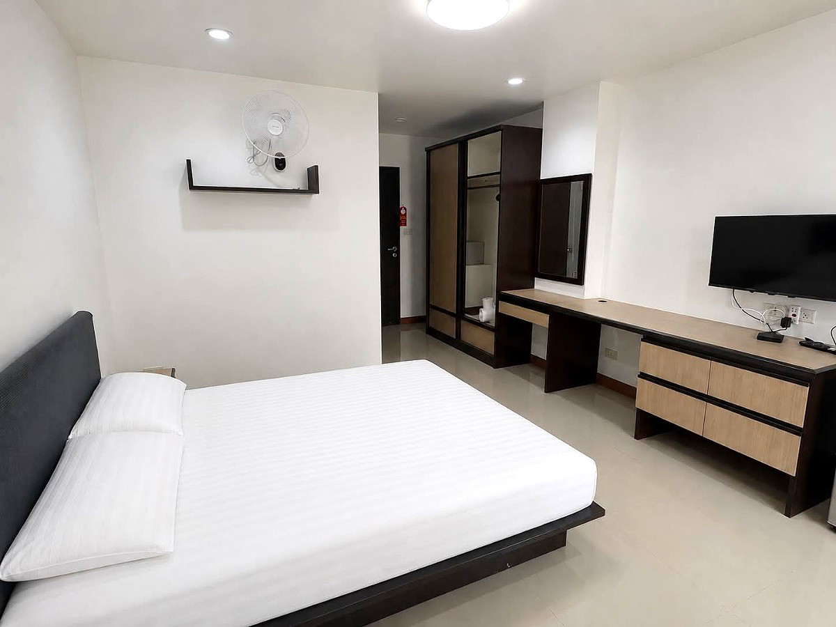 Pictures of Netprasom Residence 1/2