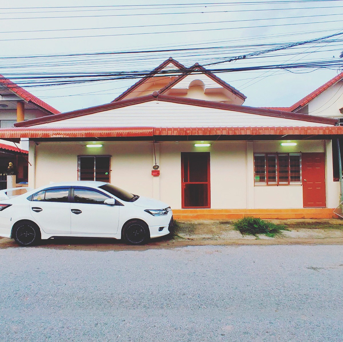 รูปภาพ บ้านใหม่โฮม ห้องพักสตรี | อพาร์ทเม้นท์ หอพัก ที่พัก ห้องพัก - รูปที่ 1/7