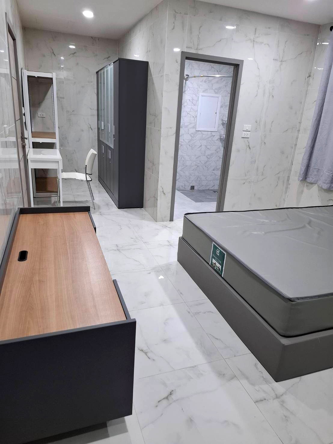 Pictures of PATRA Apartment Bangna 12/20