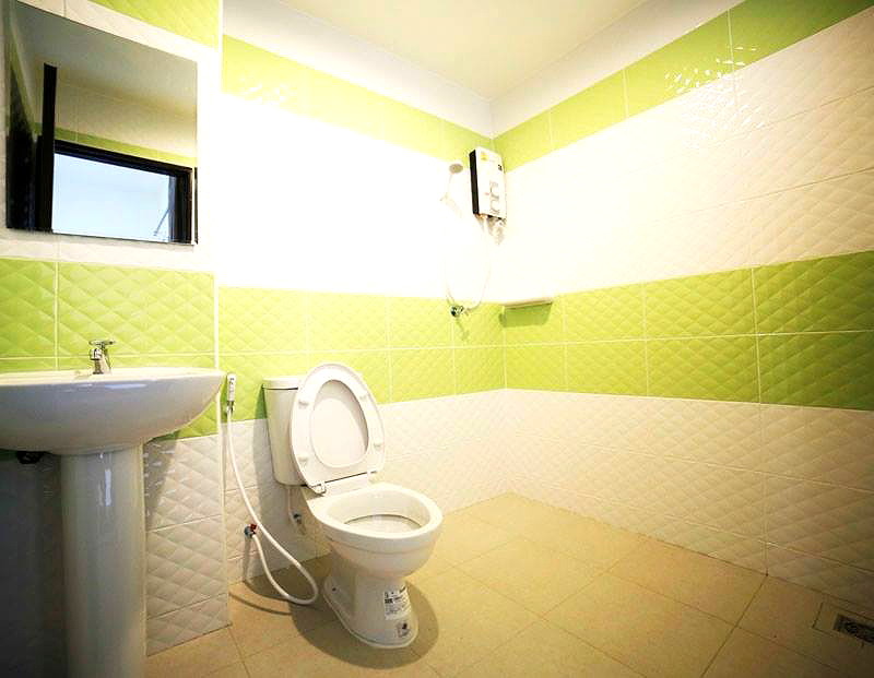 Pictures of P16 Room 4/12