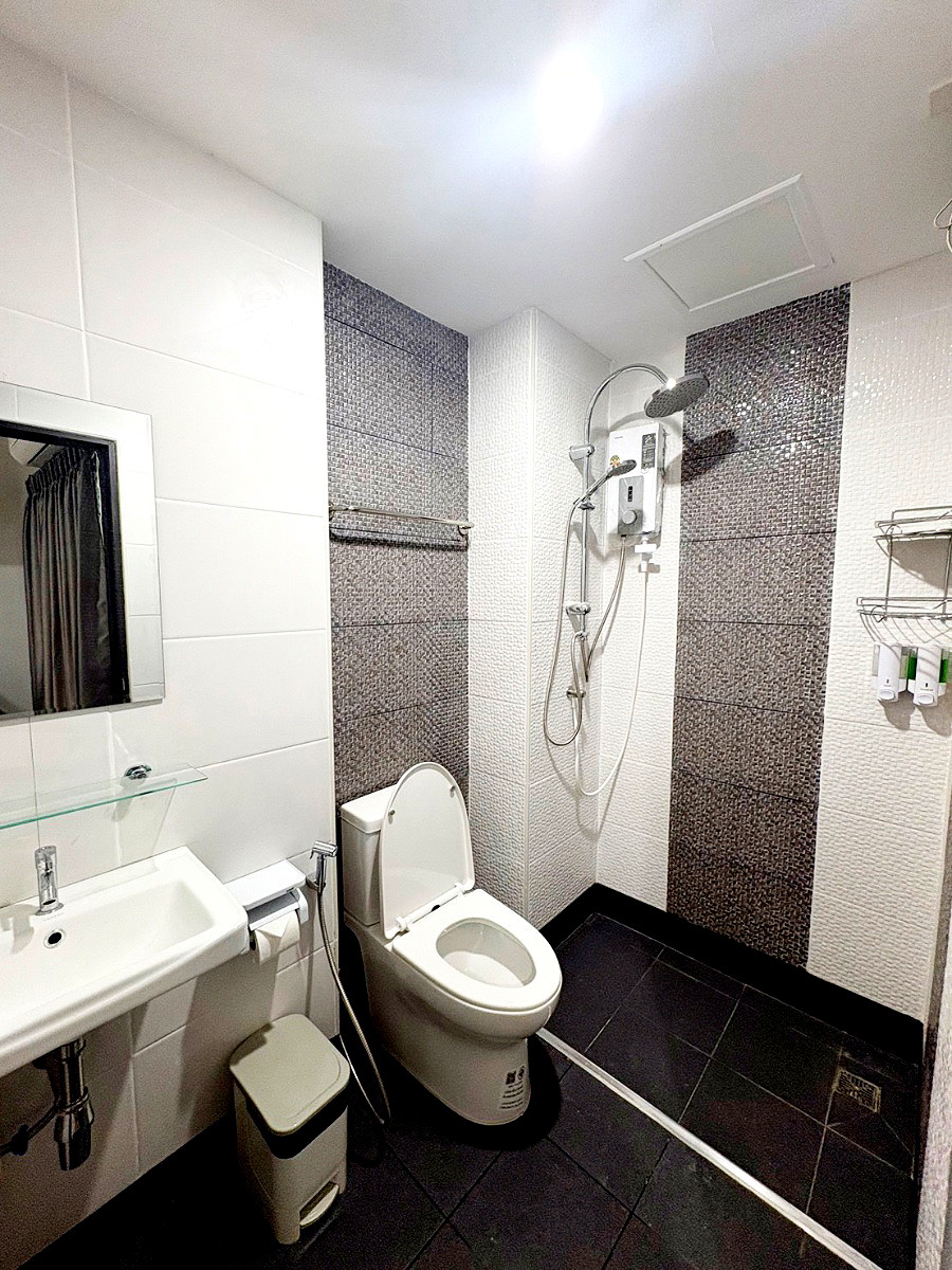Pictures of 44 House (Klong Sam) 7/10