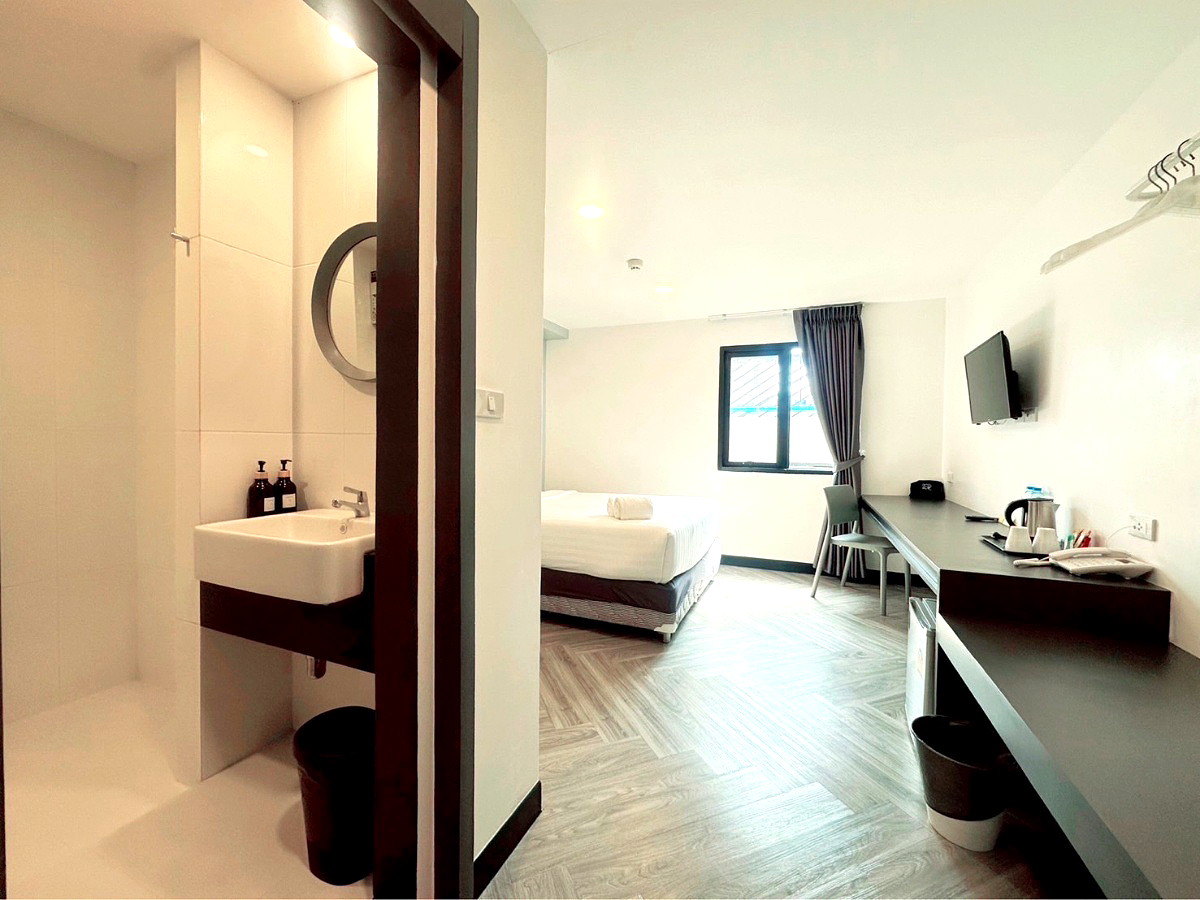 รูปภาพ 14 SATHORN ที่พักรายเดือนระยะสั้น 1 - 6 เดือน ห้องรายวัน ติดรถไฟฟ้า พร้อมเข้าอยู่ Line : @14sathorn | อพาร์ทเม้นท์ หอพัก ที่พัก ห้องพัก - รูปที่ 18/23