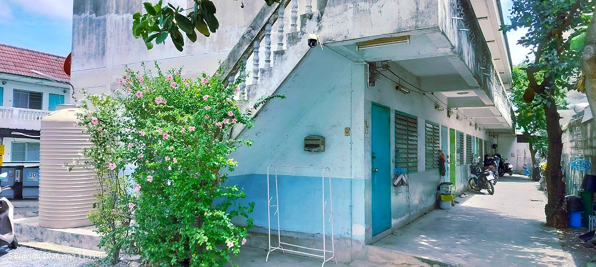 Pictures of 549 Apartment 48 2/6