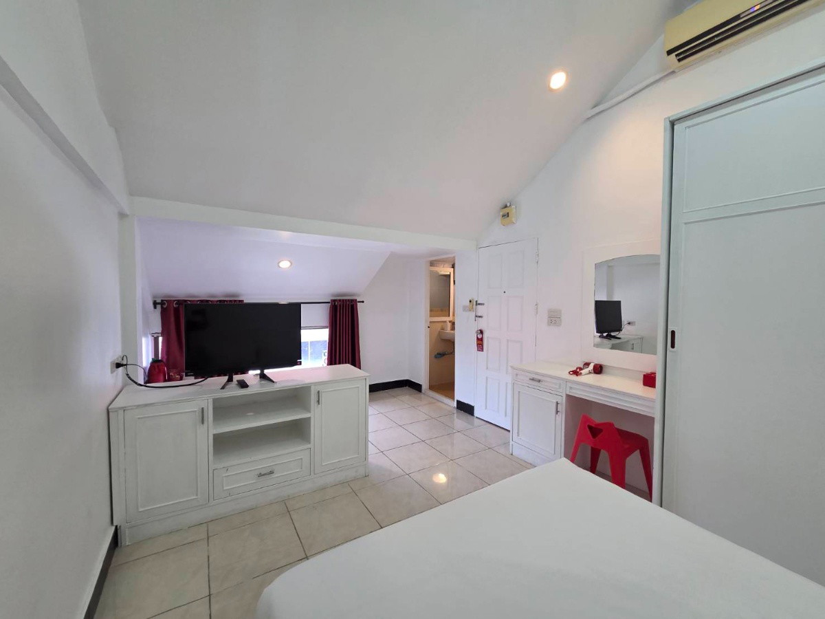 Condo · Bang Lamung, chon_buri — photo 5