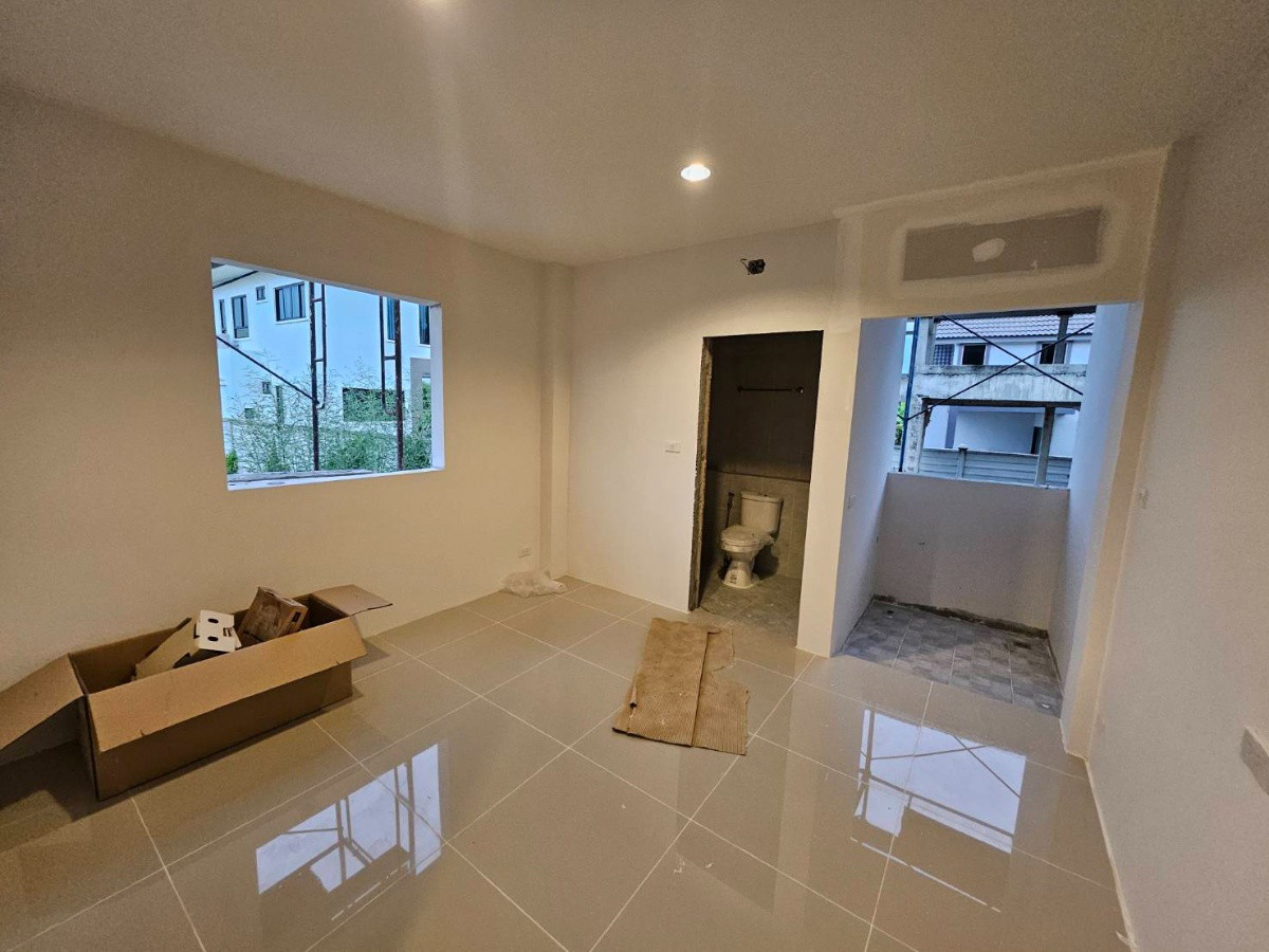 Condo — photo 4