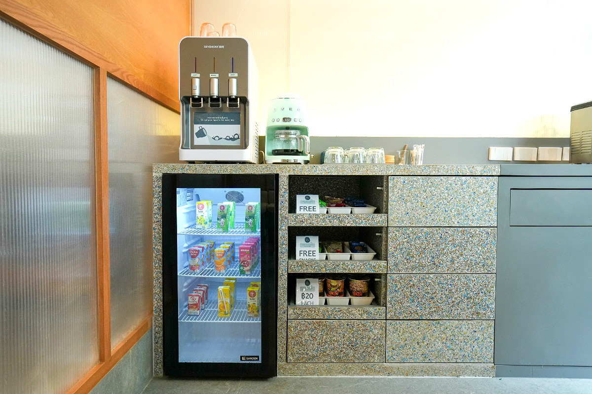 Pictures of day one space - Sukhumvit 52 - BTS On Nut (Free utilities&High Speed Internet) 17/18