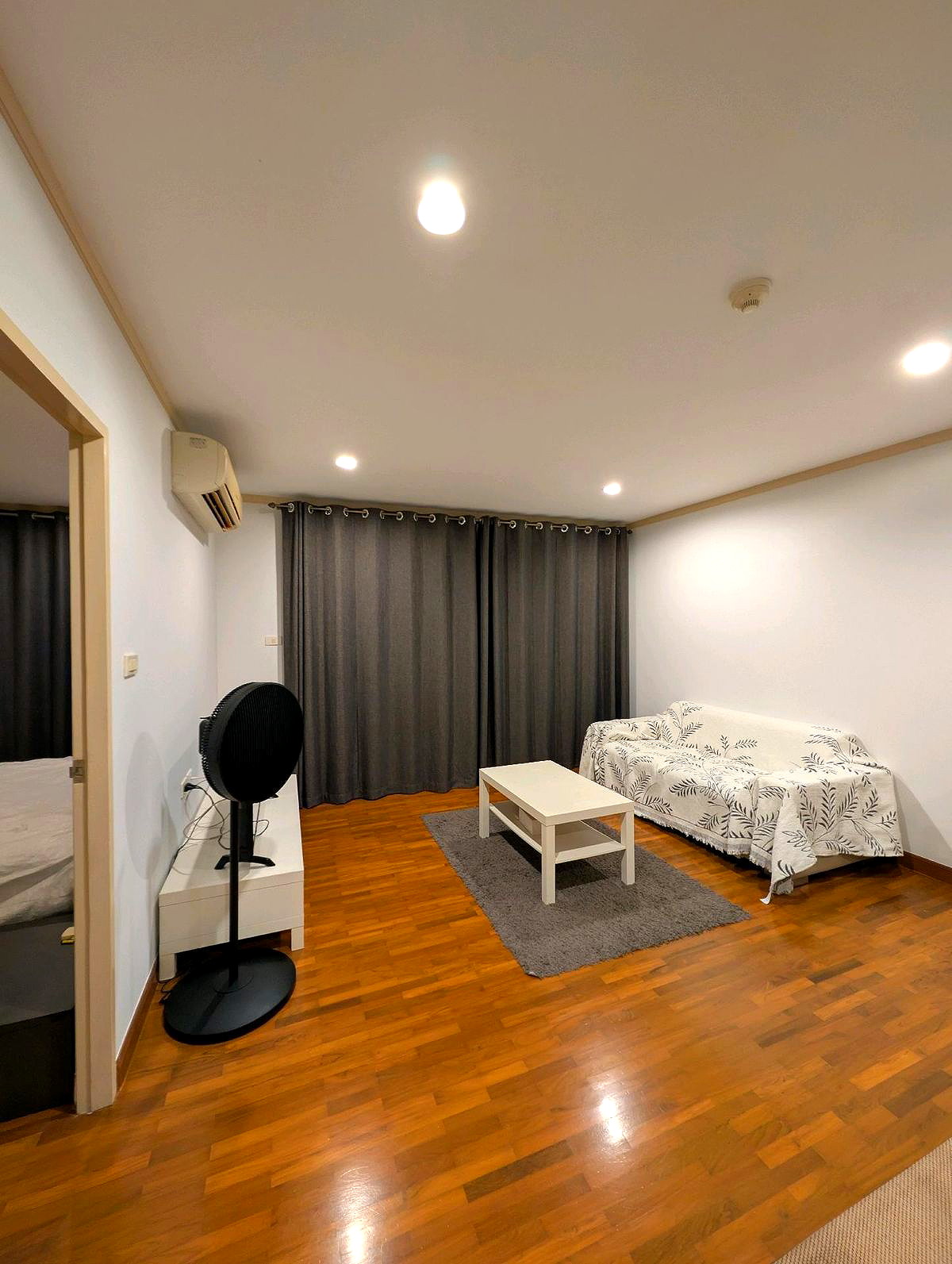 Pictures of Baan siri yenakart 3/6
