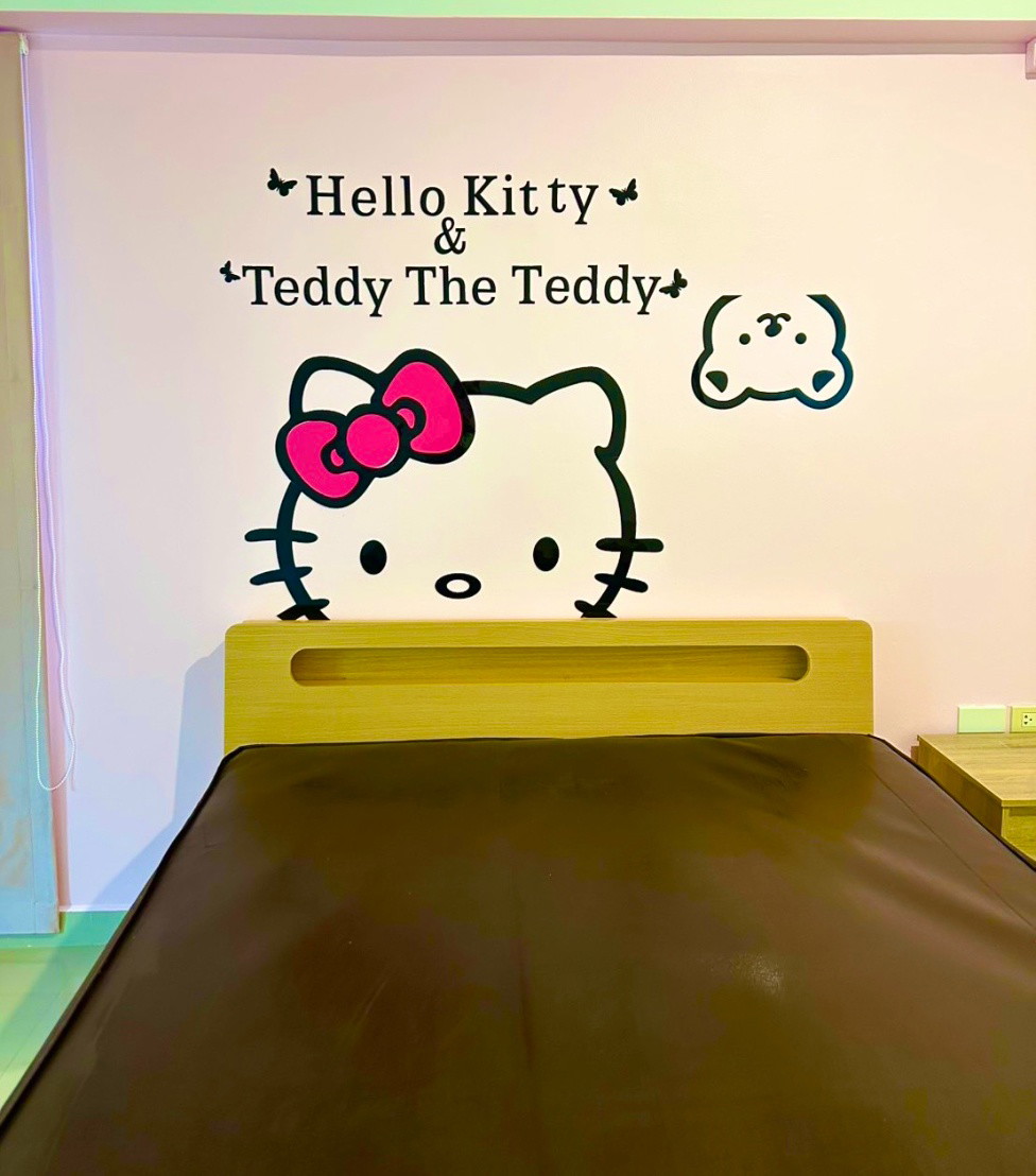 1 Bed Condo