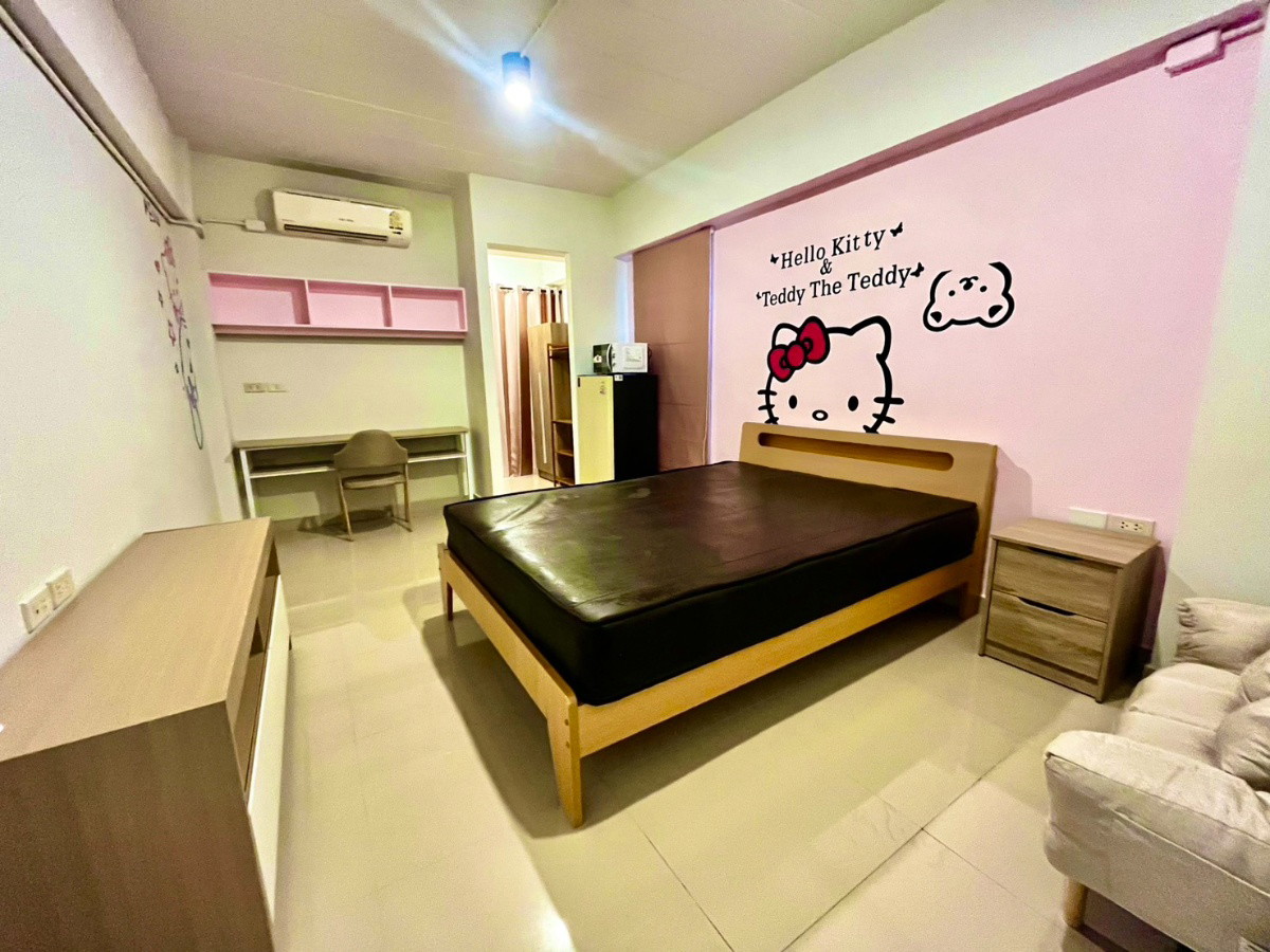 1 Bed Condo — photo 5