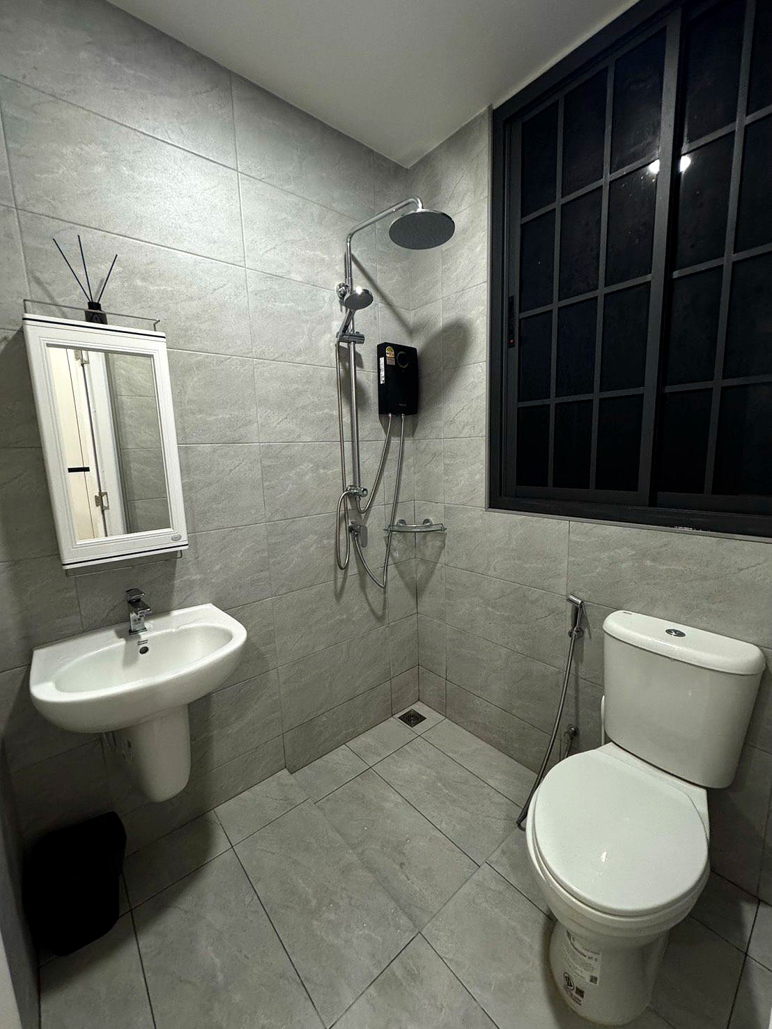 รูปภาพ 2 Bedrooms house near Robinson Lifestyle Phuket | อพาร์ทเม้นท์ หอพัก ที่พัก ห้องพัก - รูปที่ 8/16