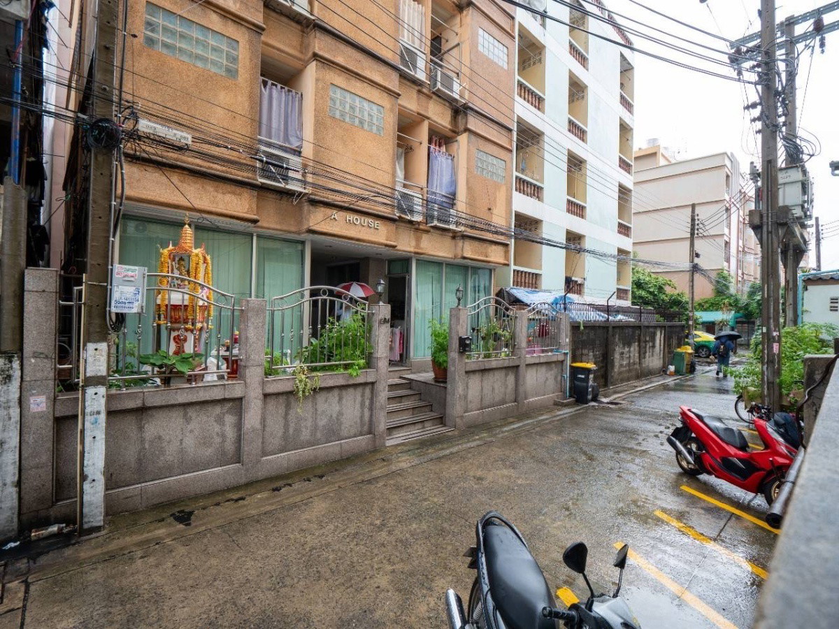 Condo · bangkok — photo 3