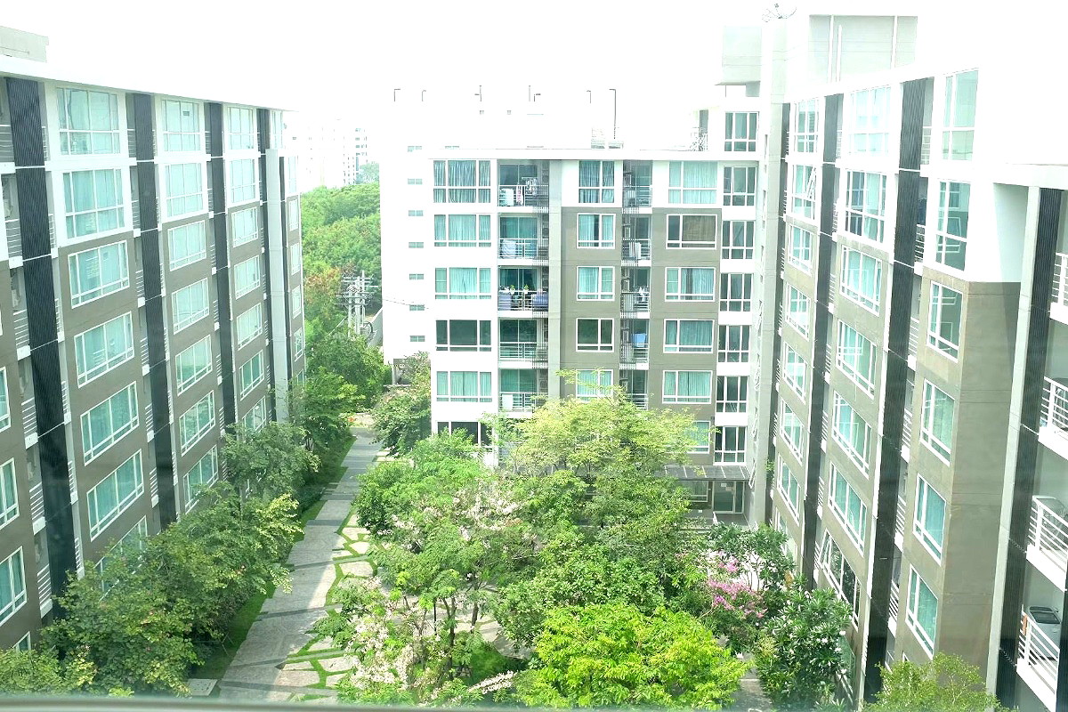 Pictures of Elements Srinakarin Conda 2/16