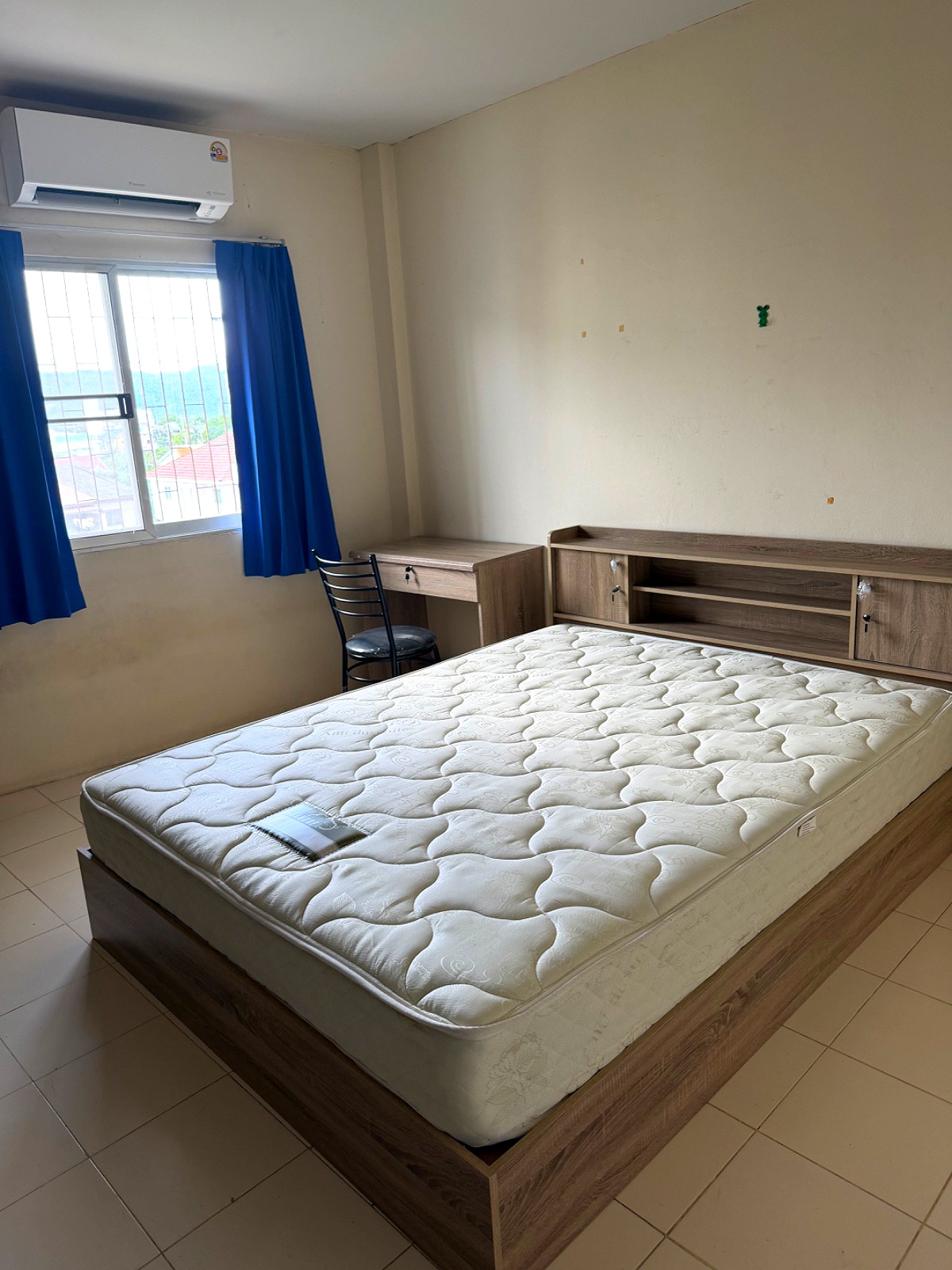 Pictures of Nida place 6/6