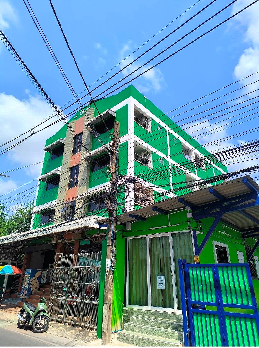 Pictures of J.P.M.PLACE 2/7