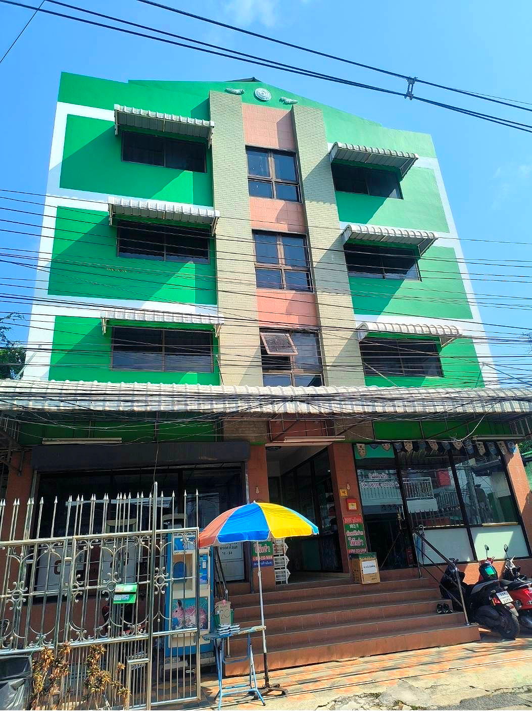 Pictures of J.P.M.PLACE 1/7