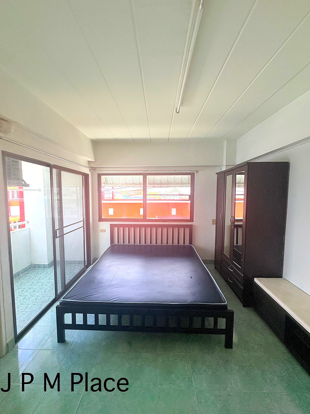 Pictures of J.P.M.PLACE 5/7