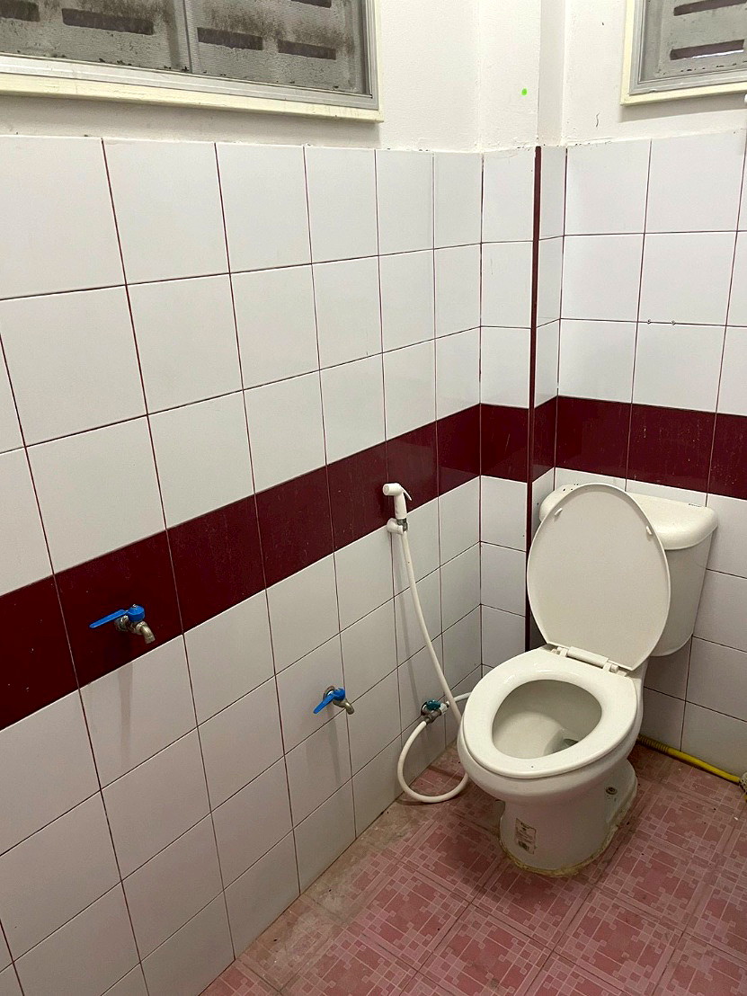 Pictures of Room for rent  4/6