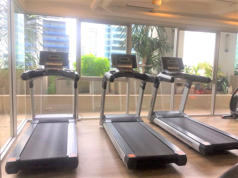Pictures of Silom Suite Condo 14/19