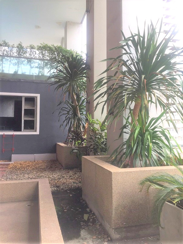 Pictures of Silom Suite Condo 18/19