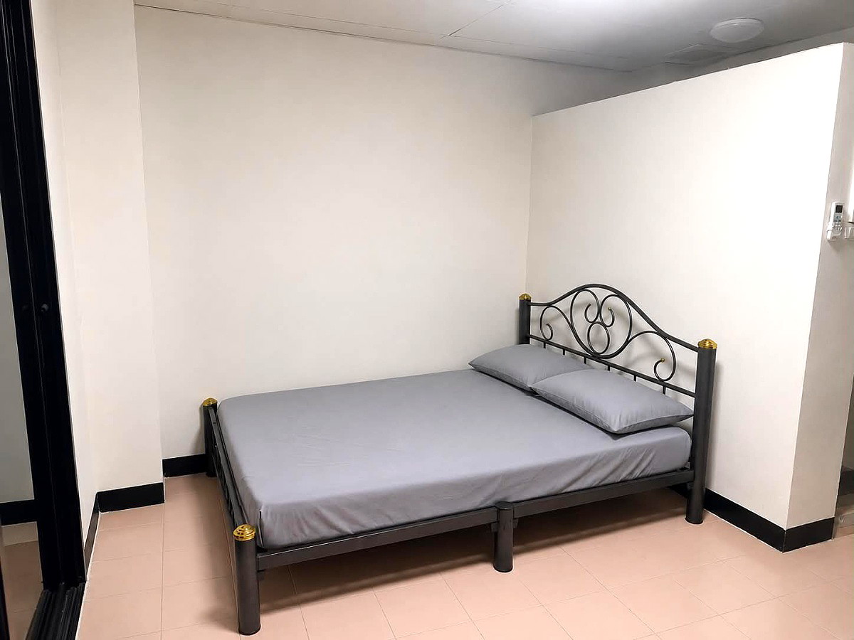 Pictures of Noy rooms 2/4