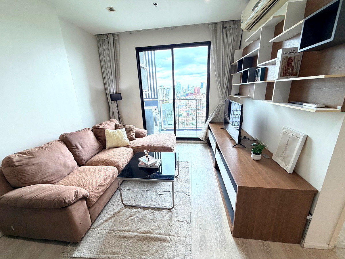 Pictures of Quin Condo 5/8