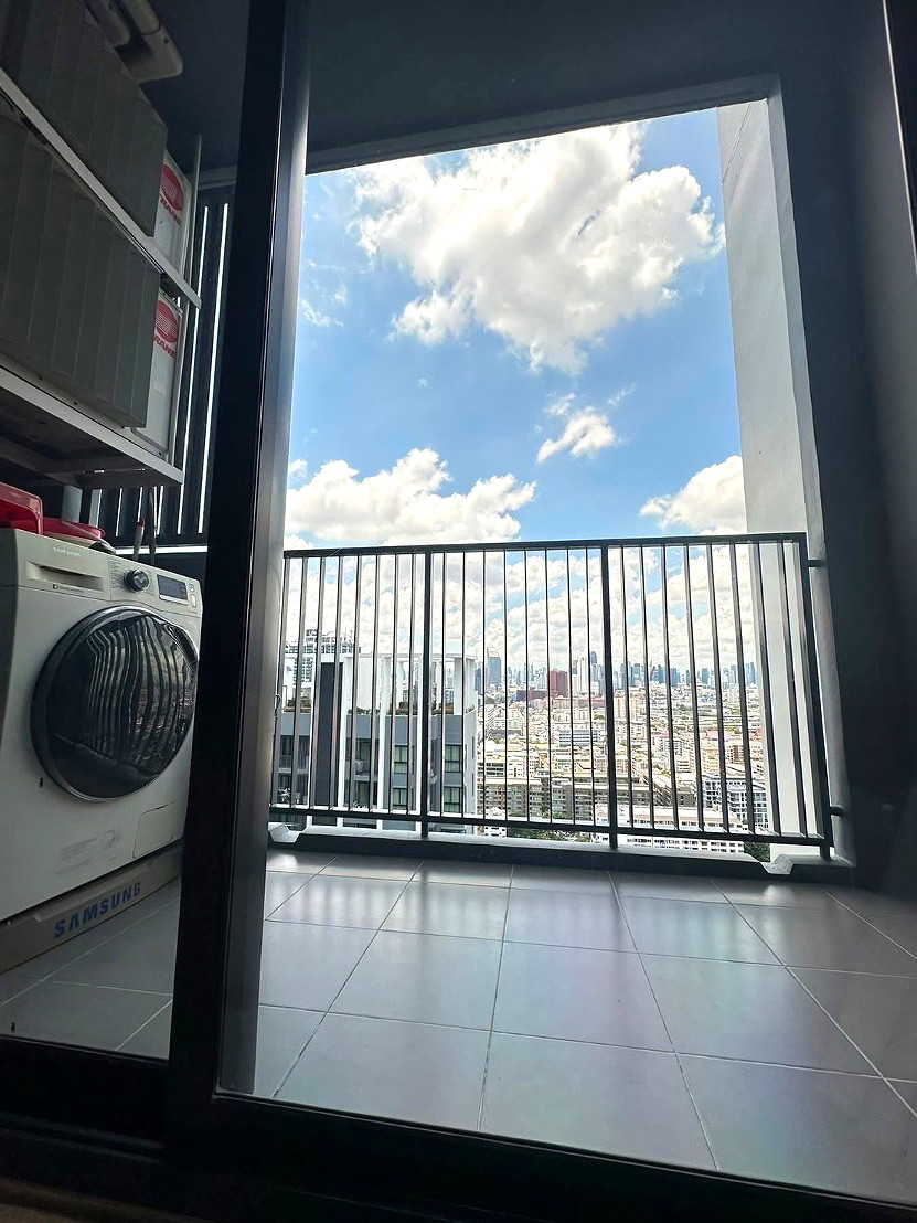 Pictures of Quin Condo 7/8